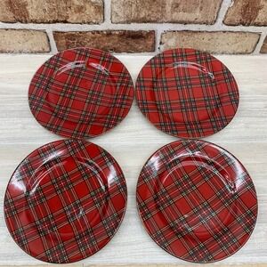 Centurion Collection Plaid Dinner Plates Set 4 Red Gold Trim Christmas Holiday